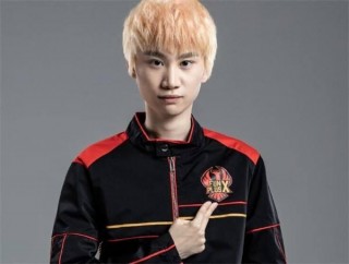 年末被爭奪的不僅是PS5遊戲主機，還有電競選手Chovy