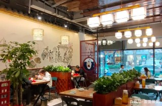 老媽蹄花何其多，適口為珍說這家