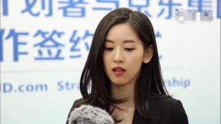 章澤天變身霸道女總裁，努力擺脫奶茶妹妹稱號，一細節秀恩愛？