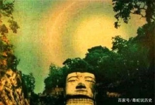 樂山大佛歷史上為何有“水淹佛膝”預示有大災難的說法？