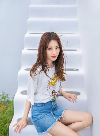 迪麗熱巴《枕上書》、鞠婧禕新劇上星、於朦朧雜誌