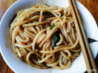 來到福建省邵武市旅遊，特色美食“拌粉”不容錯過，你吃過嗎？