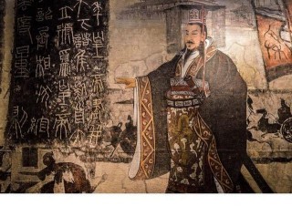 歷史上一共有多少個皇帝？他們都有什麼故事？這本書告訴你