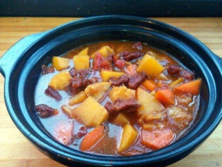 退休夥夫：燉牛肉時，多加2克“它”，牛肉軟爛鮮香又入味