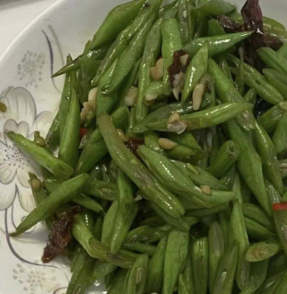 夏天乾燥，建議常吃4道補水菜，補水潤肺，應季而食好過夏！