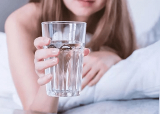 你熬的每一次夜都在消耗甲狀腺壽命！_睡眠_研究_身體