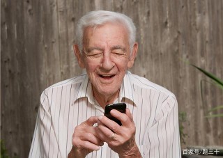 老年化人口悄然到了2.5億 被時代遺忘的老人們，能帶他們回來麼