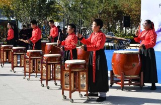 紀念寫“人生若只如初見”的詞人，納蘭文化藝術節開幕