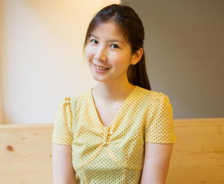 “奔五”的女人別太節儉了，這4種養生食品多吃點，或有利於健康