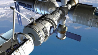 太空實力瞞不住了？空間站機械臂亮相，美國沒料到會這麼快