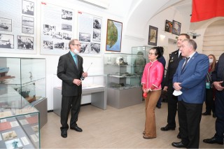 俄羅斯和越南軍事合作歷史展覽，在聖彼得堡中央海軍博物館開幕！