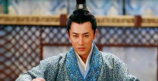 流亡十九年，父親兄弟想要殺他，卻成了春秋五霸之一，堪稱傳奇