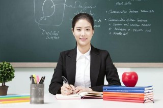 教師節｜超溫柔職場穿搭，讓你時髦又有氣質！
