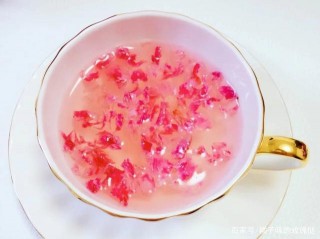 美白養顏新方法！玫瑰做成的美食推薦！營養健康，美味又好吃