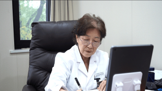 眩暈症是什麼原因導致的：融科眩暈專家張小中眩暈療愈聖手_患者_診療_治療