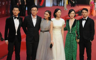 秦嵐、霍思燕看著就不是一個風格，雖然是閨蜜，但身材卻是倆效果