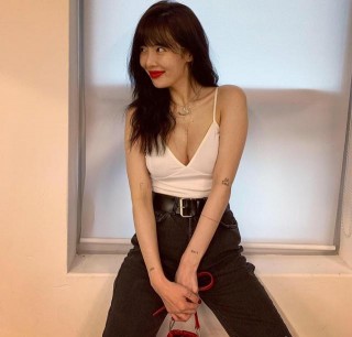 小野馬泫雅火辣身材，網友被迷得神魂顛倒！這就是健身女人的魅力
