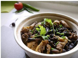 鮮嫩多汁的雞腿做法，小孩子都搶著吃