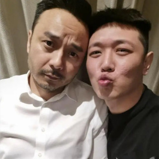 58歲藝術家點評娛樂圈亂象，評論區卻大翻車：你也好不到哪去！