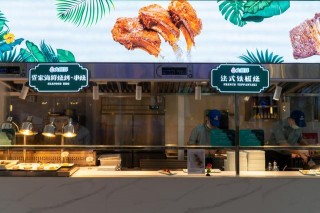 三亞美食推薦：298元的自助餐，茅台酒不限量喝