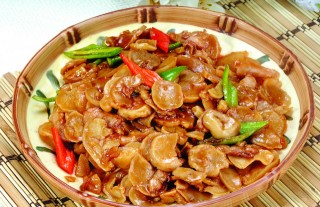 冬季蔬菜價格昂貴，曬幹的蔬菜幹前來助陣，既營養又美味