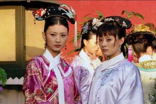 斕曦的悲哀：美麗的謊言和醜陋的真實 她偏偏是後者