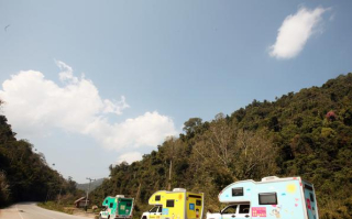 買一輛房車去旅行，你會這麼做嗎？這些利弊你需要知道_住宿