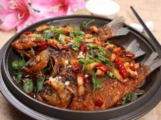 鯽魚最美味的做法，今晚就學著做