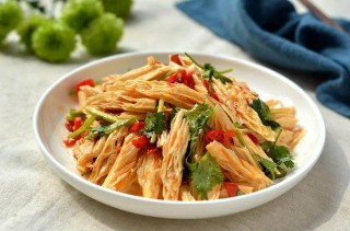 飯店的涼拌腐竹為什麼那麼好吃？詳細做法教給你，3分鐘就學會