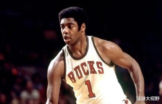 就在今天，詹姆斯打破塵封57年的NBA紀錄，成歷史第一人
