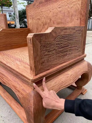 緬甸花梨家具很難選，你就差一個廠家指導