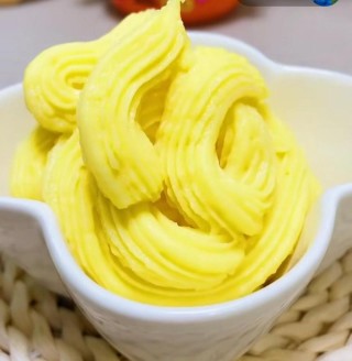 愛吃甜點卻不想吃奶油，自製卡仕達醬替代，好吃更健康