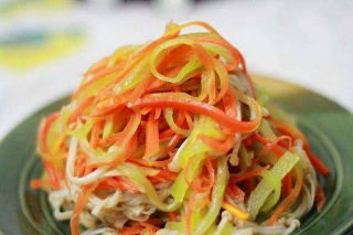 冬天想吃涼拌菜提一下胃口？Get到這個涼拌三絲的做法，就妥了！