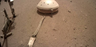 NASA：鼴鼠挖不動了？洞察號火星車出馬