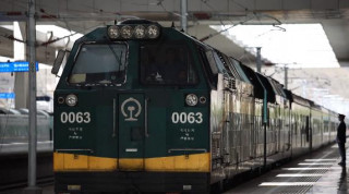 從西安到拉薩 首列“唐竺古道號”旅遊列車今天抵達