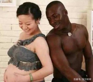 美女為愛嫁給黑人拳王，3年生下2個混血寶寶後，結局令人唏噓