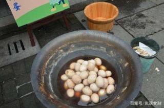 美食和“非遺”碰撞出怎樣的火花？遊客避之不及，當地人：多吃點