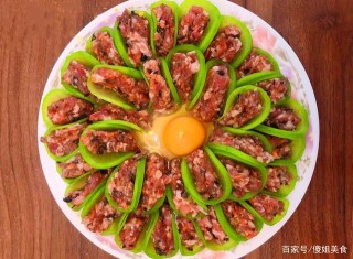 山東4口之家的團圓飯，不剩菜不浪費，曬朋友圈網友吐槽：太寒酸