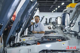 海南發展新能源汽車制造業成功破題 首批新能源特種車正式下線