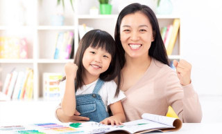 不可思議！親子閱讀的好處居然會延續到孩子成年，堅持就對了