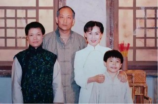 還記得24年前美女雲集的《再見艷陽天》嗎？男主三段情，你怎麼選