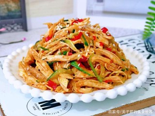 武漢老兩口的午餐，在朋友圈火了，網友：過自己的小生活，羨慕了