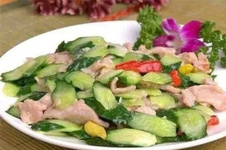 別拿黃瓜不當正菜，這幾種美味做法，值得一試