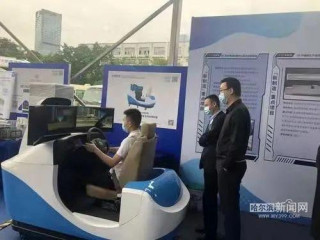 可模擬多種駕駛場景，智能汽車駕駛模擬器要來了！