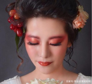 職媽媽對美容美發行業就業問題分析