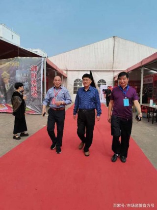 南陽市臥龍區市場監管分局為達士營首屆美食文化節保駕護航