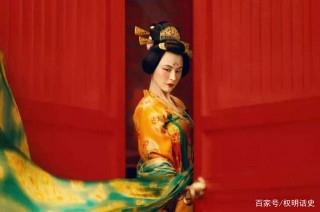古代服飾，包含多民族文化，含自然因素，體現了那個時代之美