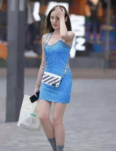 連衣裙的打扮顯瘦又遮肉，突破穿衣絕限，告別單調