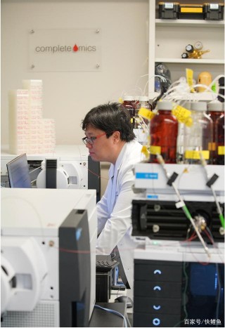從分子生物學到臨床轉化醫學，他為何偏偏選擇“Anything hard”？