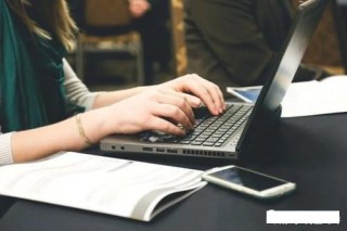 拼多多加班猝死：漠視勞動法的“企業文化”，是一種“企業羞恥”